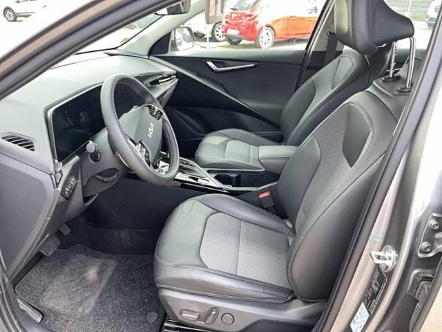 Kia Niro image 2
