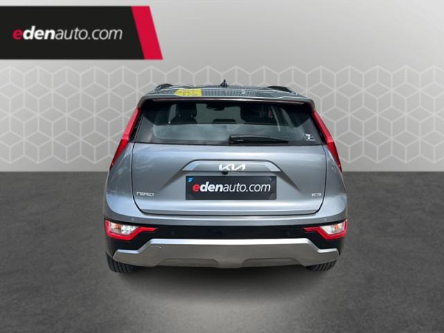 Kia Niro image 8