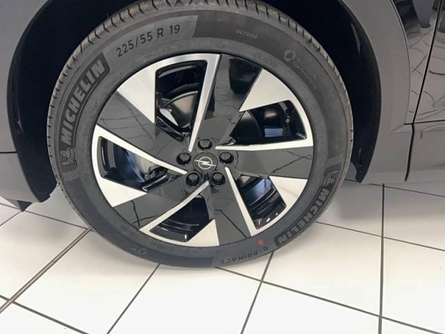 Opel Grandland image 1