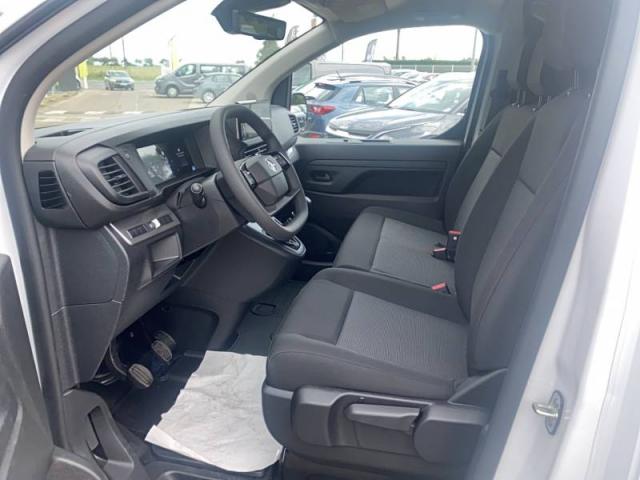 Opel Vivaro image 7