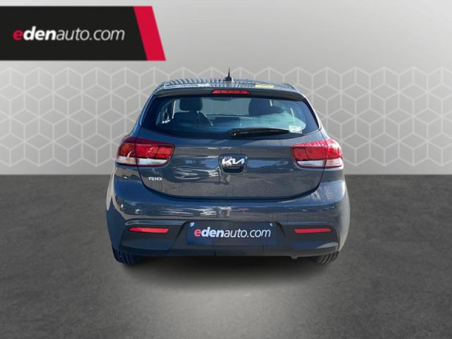 Kia Rio image 2