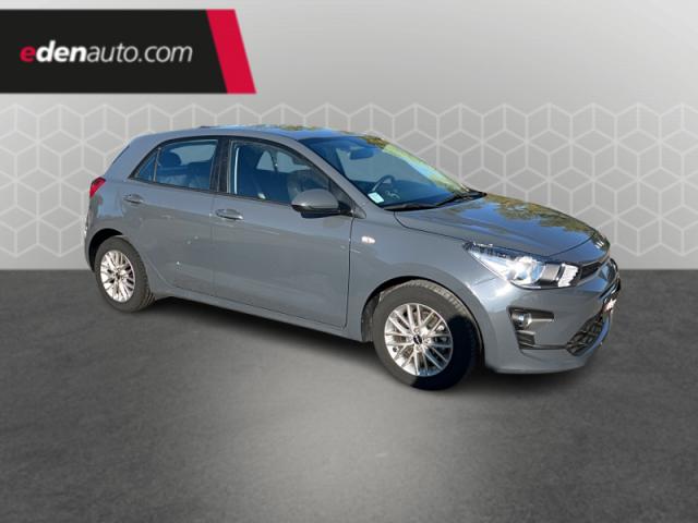 Kia Rio image 7