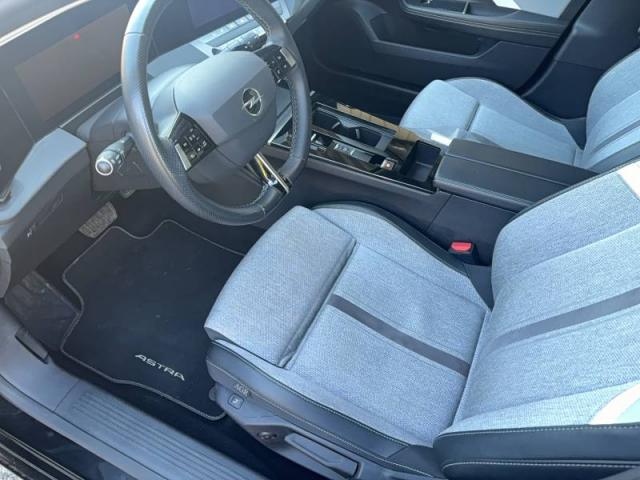 Opel Astra image 1