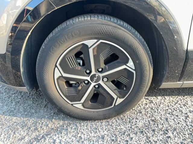Kia Niro image 2