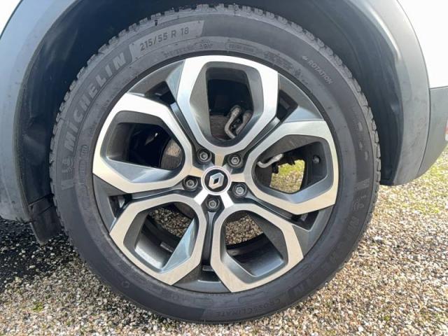 Renault Captur image 8