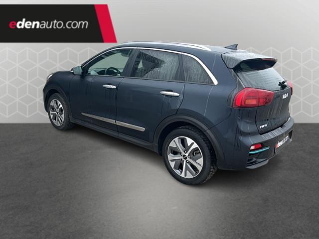 Kia Niro image 9