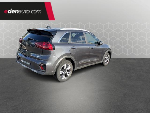 Kia Niro image 8