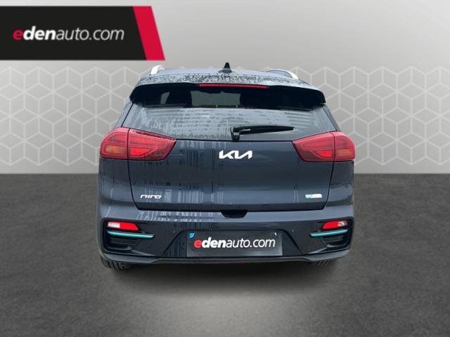 Kia Niro image 8