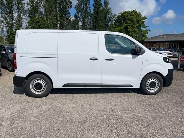 Opel Vivaro image 9