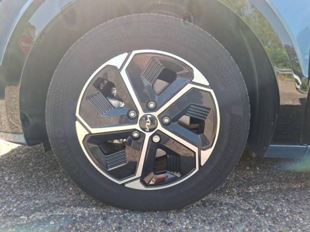 Kia Niro image 5