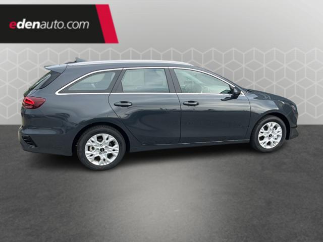 Kia Ceed image 8
