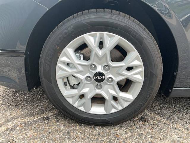 Kia Ceed image 9