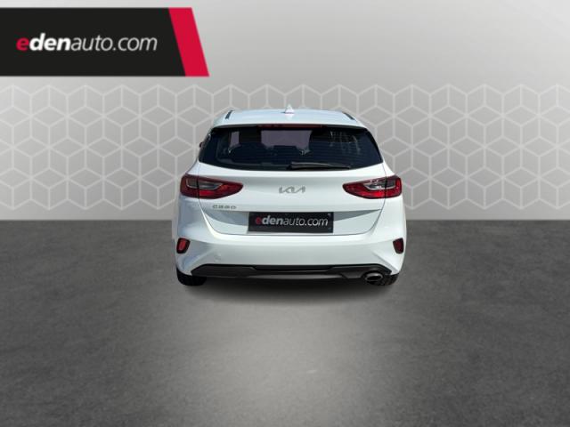 Kia Ceed image 9
