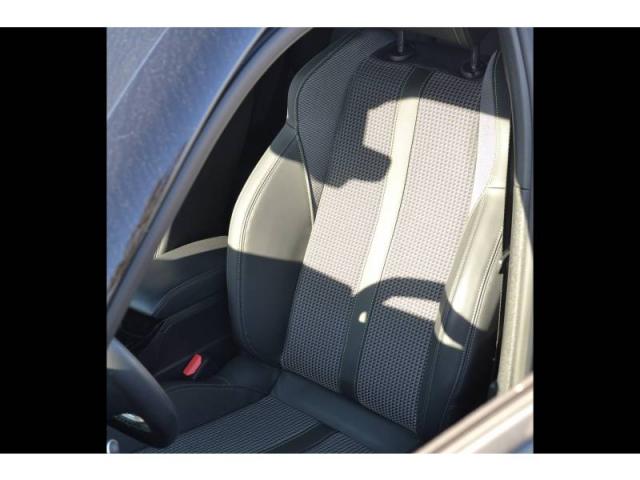 Peugeot 2008 image 9