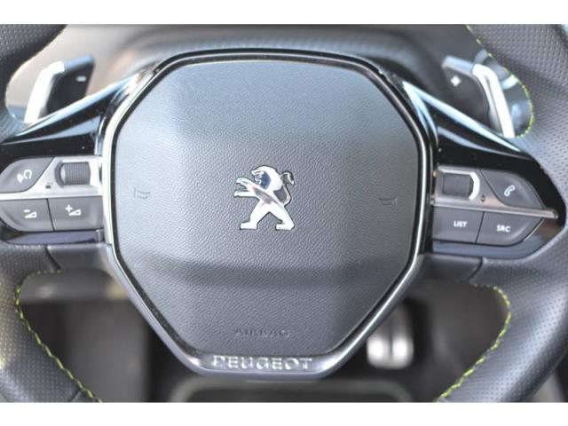 Peugeot 2008 image 6