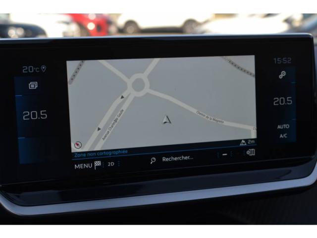 Peugeot 2008 image 1