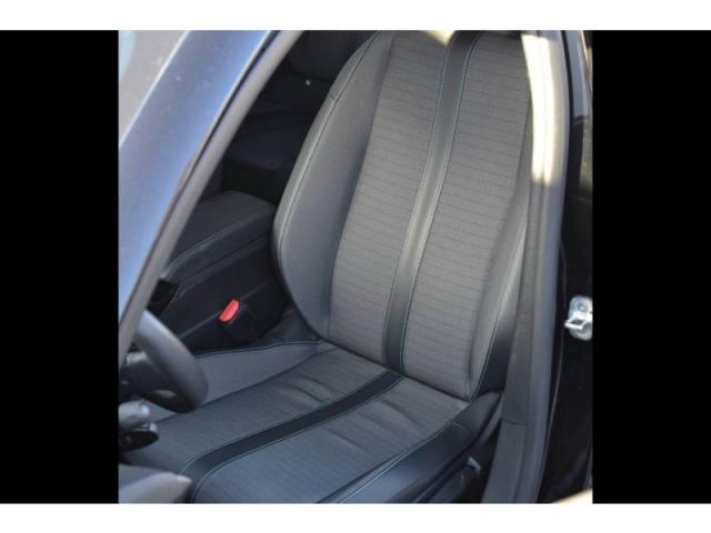 Peugeot 208 image 1