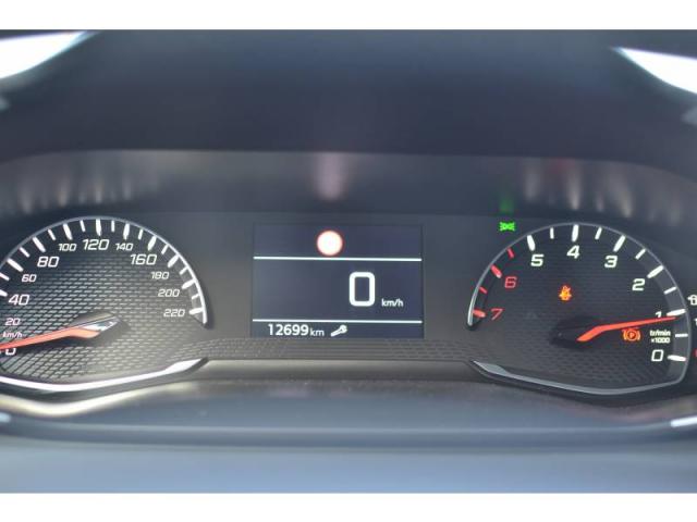 Peugeot 208 image 2