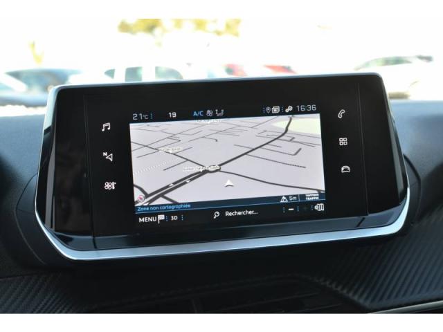Peugeot 208 image 6