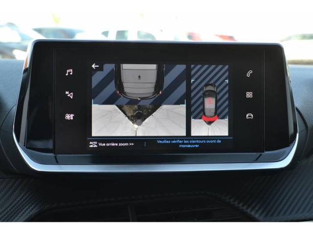 Peugeot 208 image 8