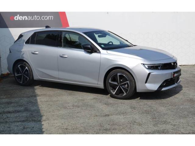 Opel Astra image 2