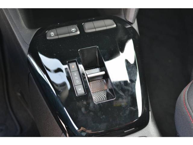Opel Corsa image 2