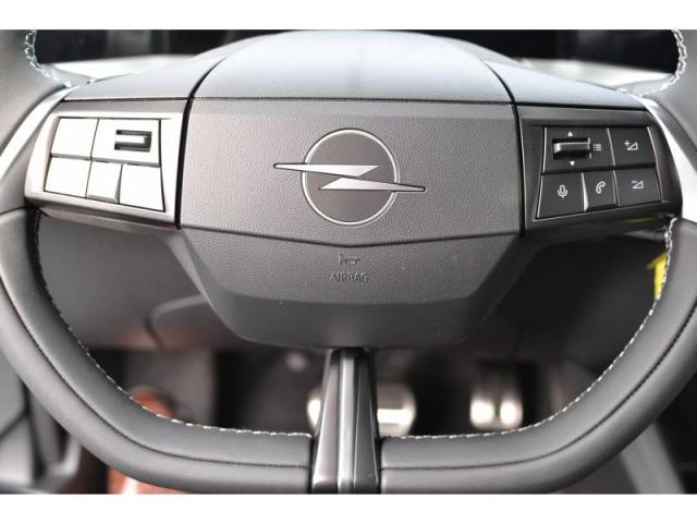 Opel Mokka image 1