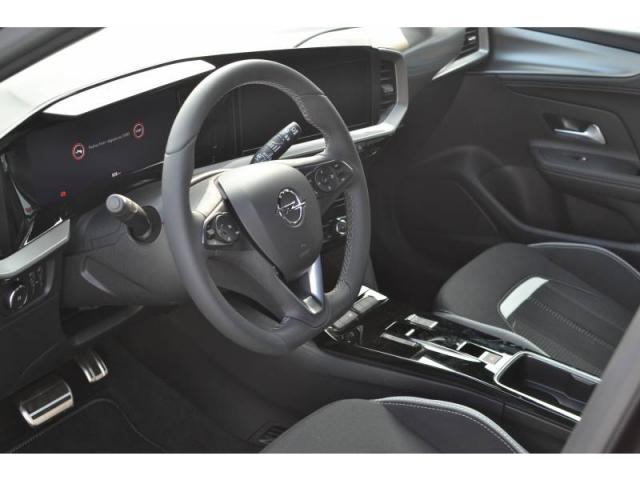 Opel Mokka image 2