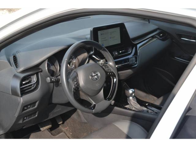 Toyota C-Hr image 4