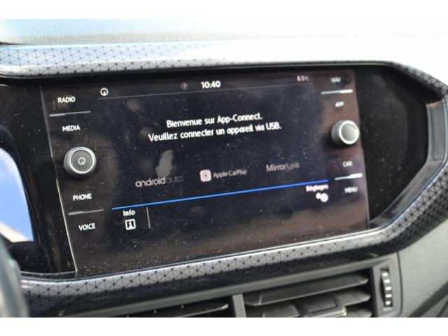Volkswagen T-Cross image 2