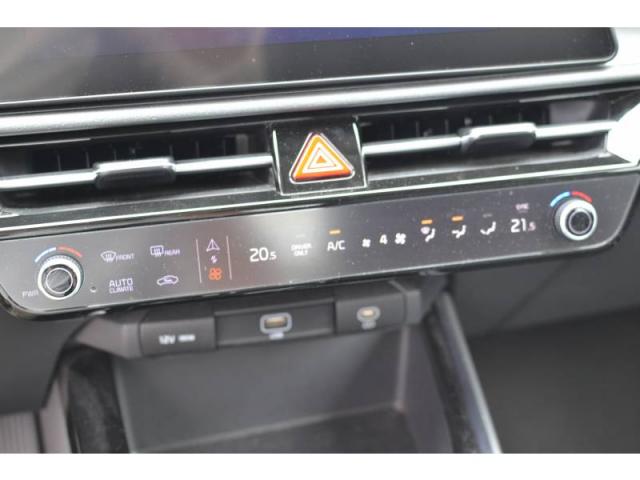 Kia Niro image 5