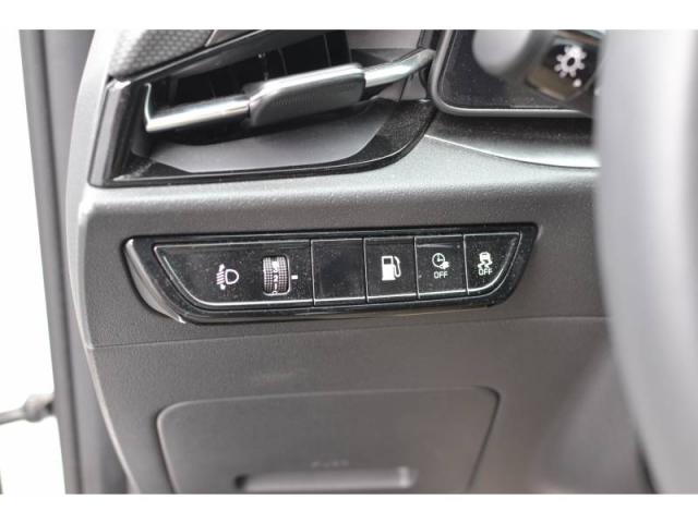 Kia Niro image 9
