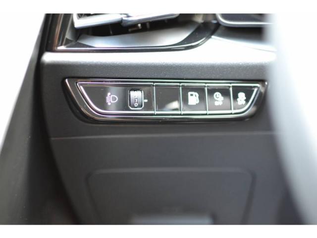 Kia Niro image 6