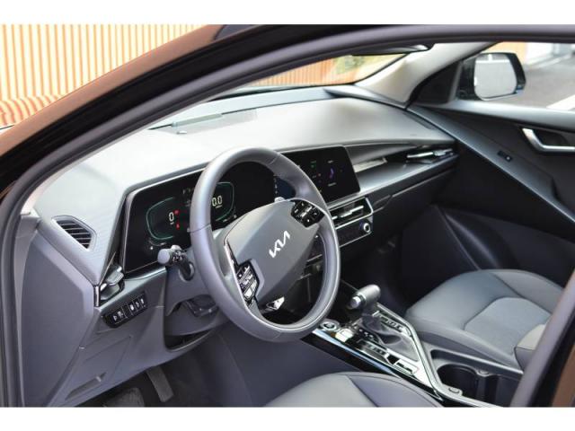 Kia Niro image 5