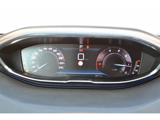 Peugeot 3008 image 4