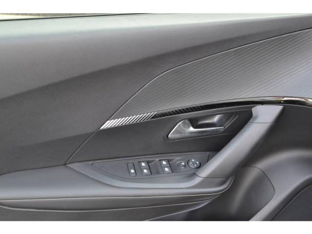Peugeot 2008 image 4