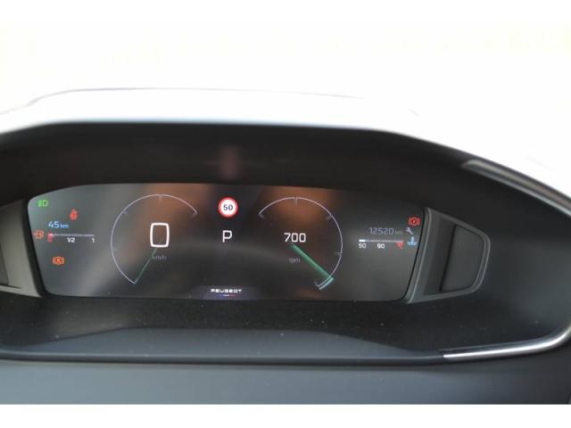 Peugeot 2008 image 7