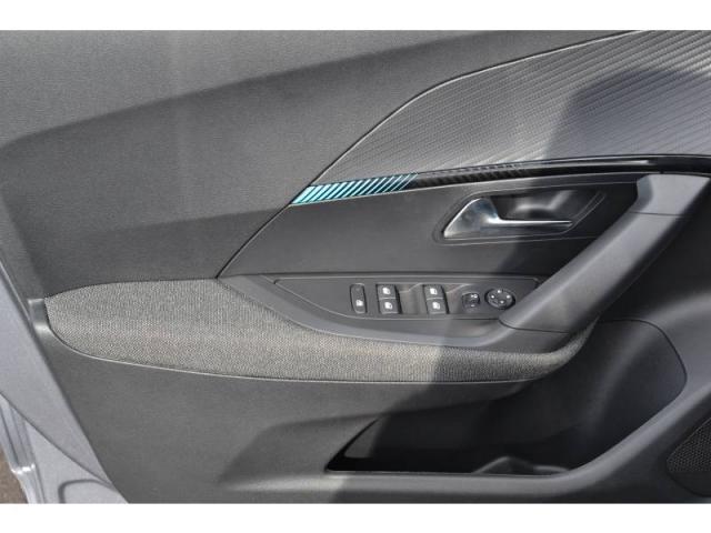 Peugeot 2008 image 7