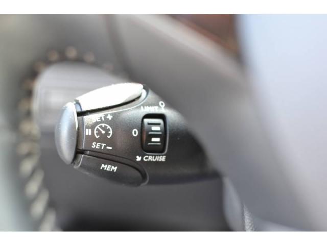 Peugeot 308 image 1