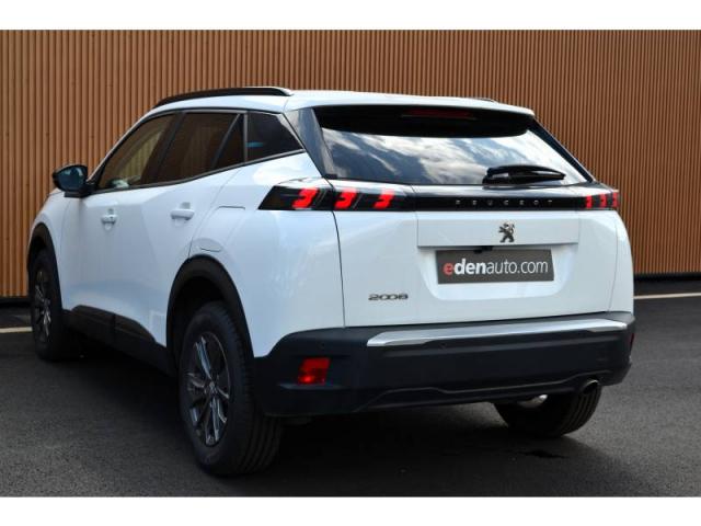 Peugeot 2008 image 6