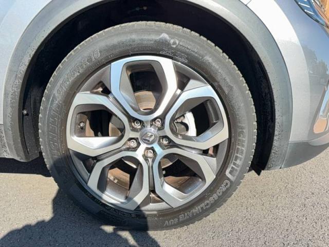 Renault Captur image 2