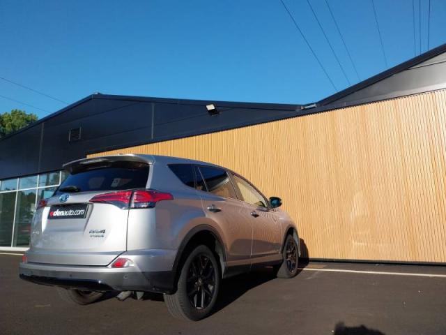 Toyota Rav4 image 4