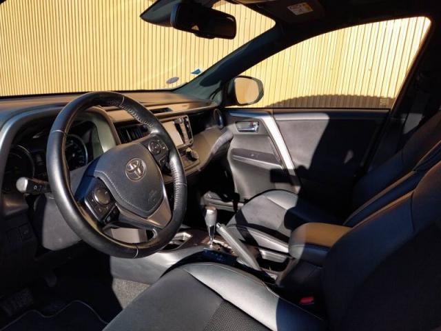 Toyota Rav4 image 7
