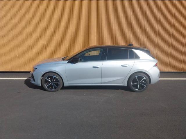 Opel Astra image 8