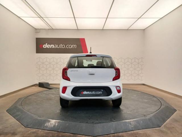 Kia Picanto image 6