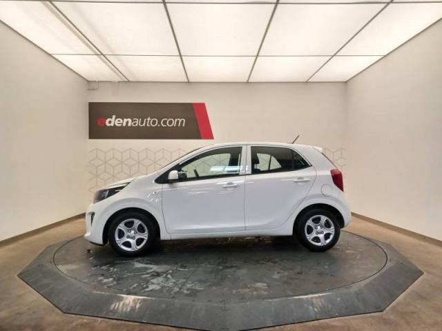 Kia Picanto image 8