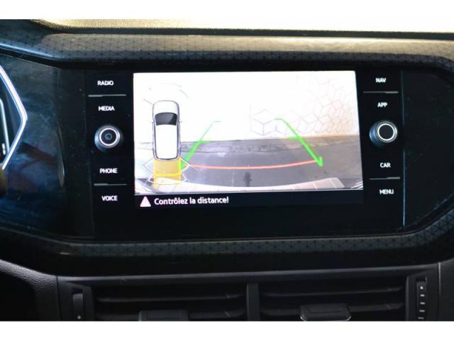 Volkswagen T-Cross image 3