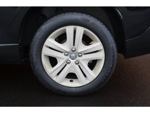 Peugeot 2008 image 6