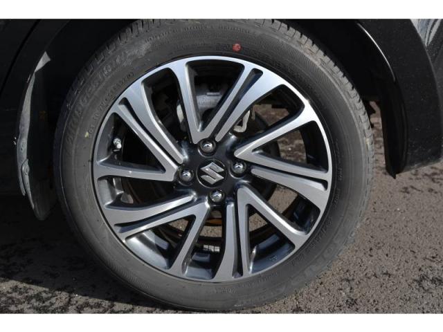 Suzuki Swift image 9