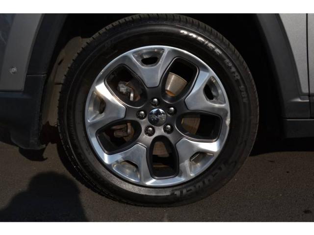 Jeep Compass image 8